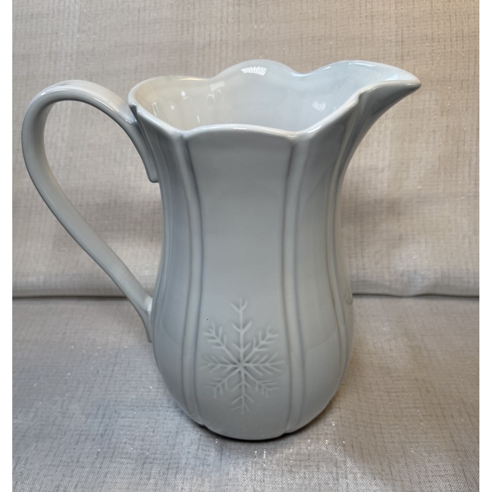 Lenox Alpine Carved Pitcher 64-oz - New in‎ Box Winter Snowflake Ski Cozy